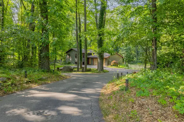 10096 S Ave, Mattawan, MI 49071