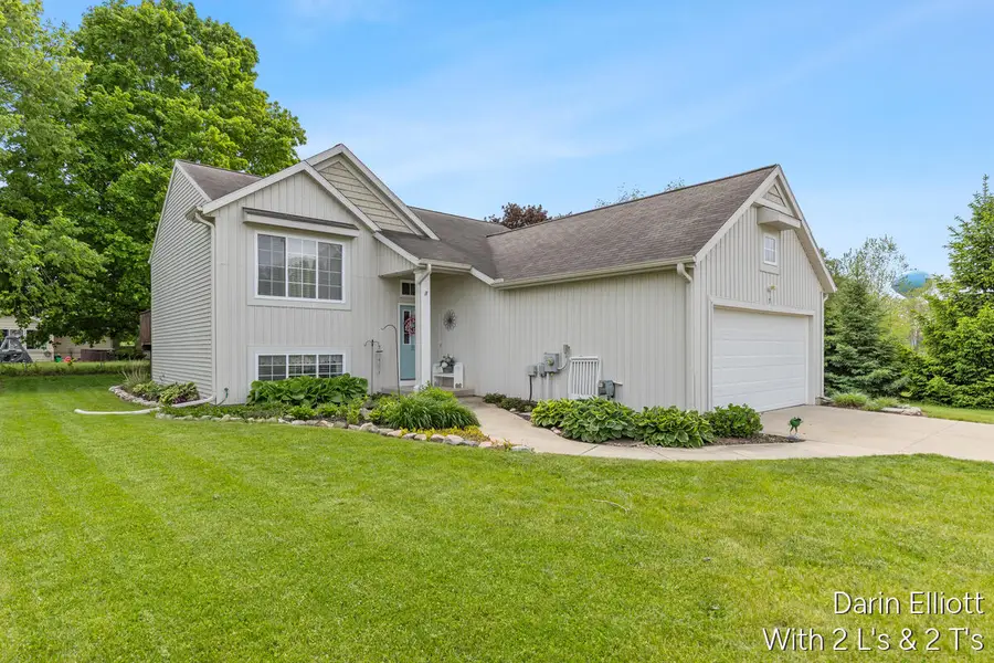 171 Foxtail, Ionia, MI 48846 - #3