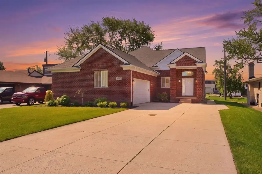 48484 Jefferson, Chesterfield, MI 48047 - #2