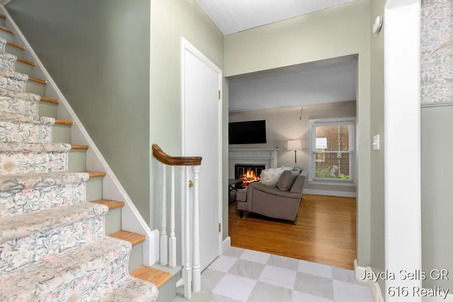 1853 Leonard, Grand Rapids, MI 49504 - #2