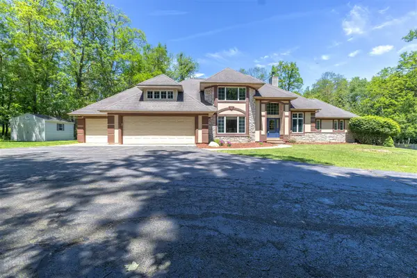 1722 W Kilgore, Kalamazoo, MI 49008