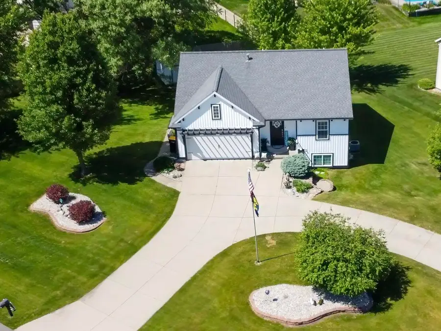 8713 Willow Creek, Jenison, MI 49428 - #2