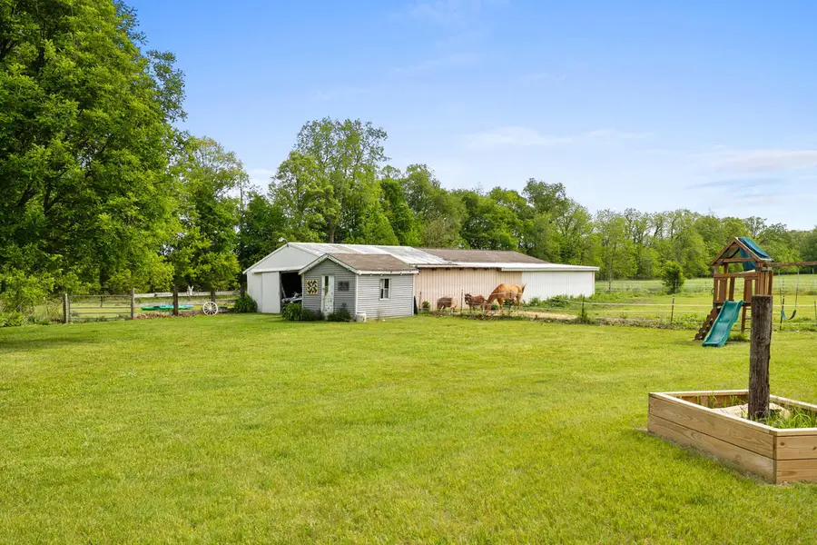 721 Clarendon, Quincy, MI 49082 - #3