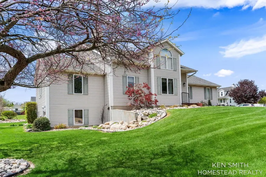 5131 Windybrook, Grandville, MI 49418 - #3