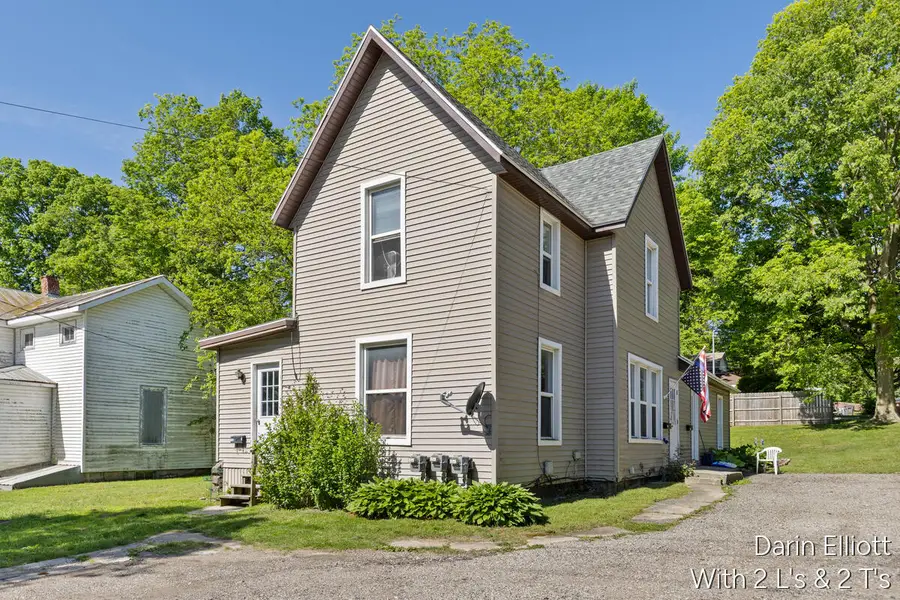 736 N Michigan, Hastings, MI 49058 - #2