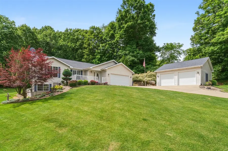 2138 Fox Mountain, Otsego, MI 49078 - #2