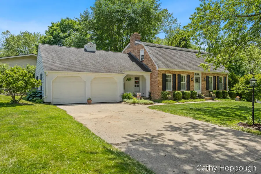 752 Ridgewood, Ionia, MI 48846 - #2