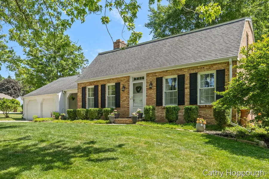 752 Ridgewood, Ionia, MI 48846 - #3
