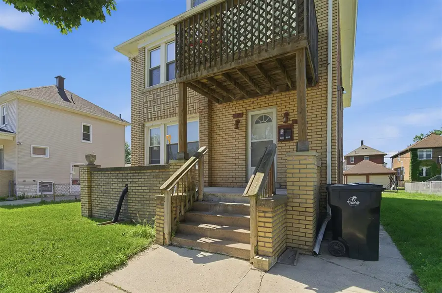 153 Clinton, Wyandotte, MI 48192 - #2