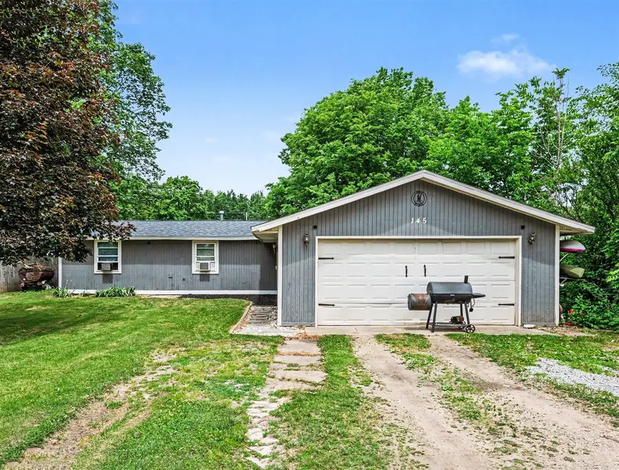 145 W Lafayette, Constantine, MI 49042 - #2