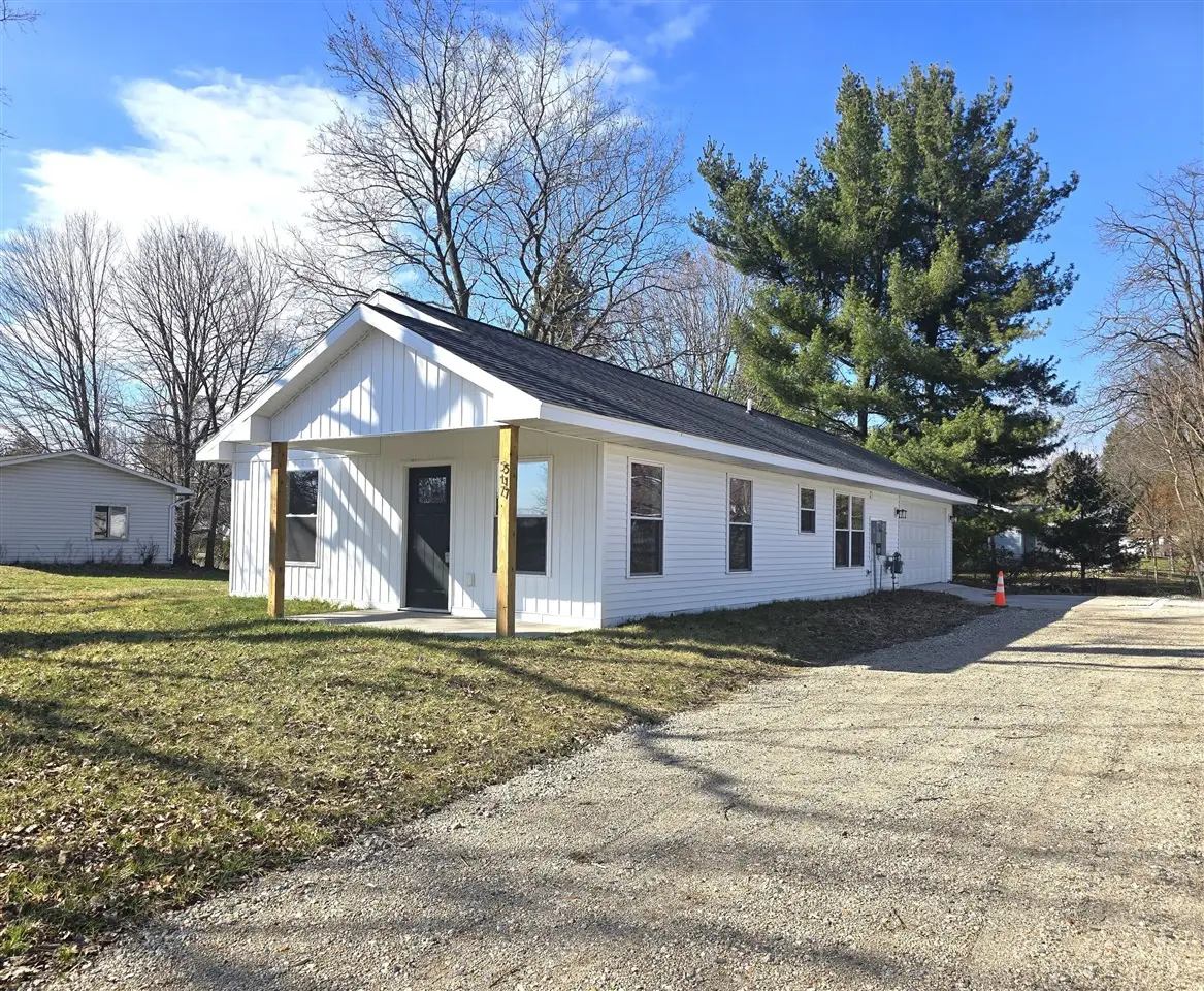 517 E State, Hastings, MI 49058 - #1