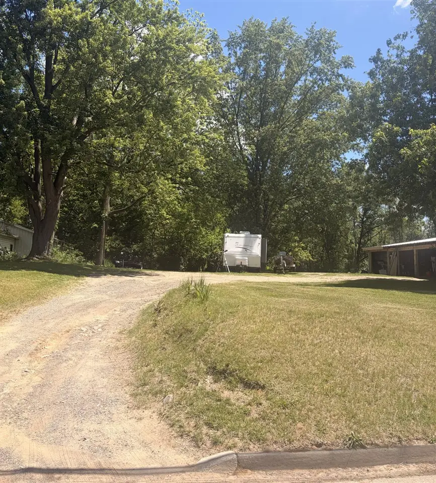 627 Fairyland, Jackson, MI 49202 - #2