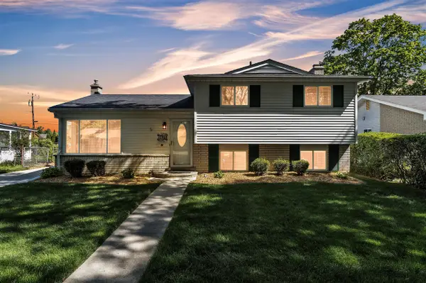 35968 Jamison, Livonia, MI 48154
