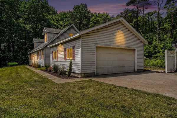 3250 Arbor, Hamilton, MI 49419