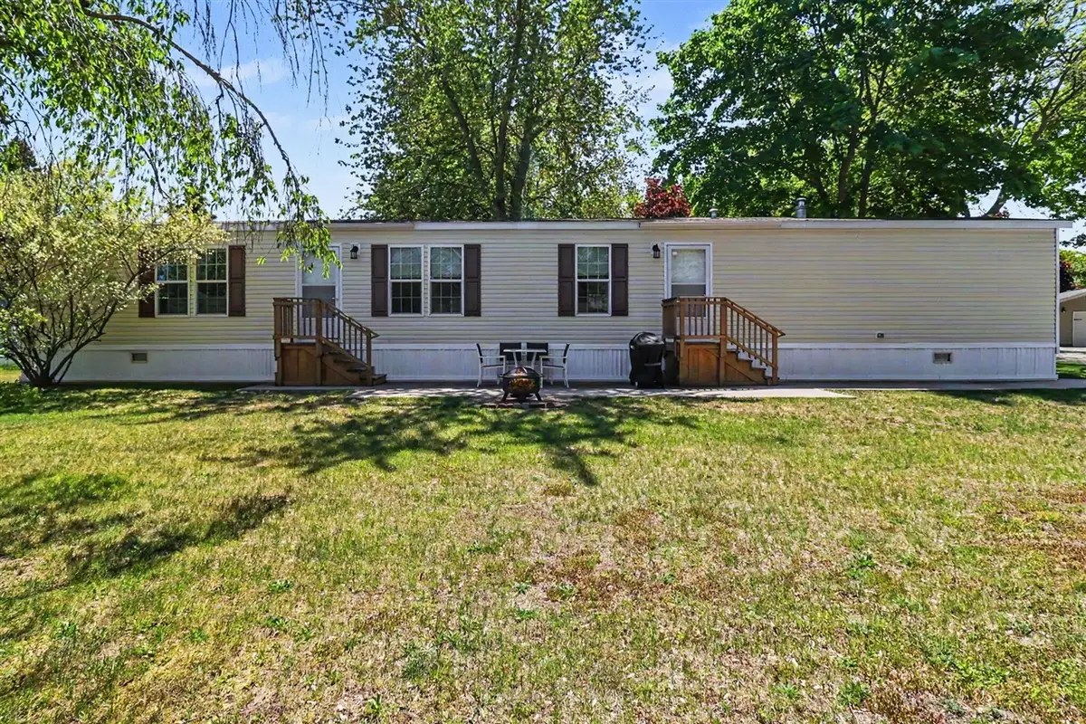 2860 Trepanier, Ludington, MI 49431 - #1