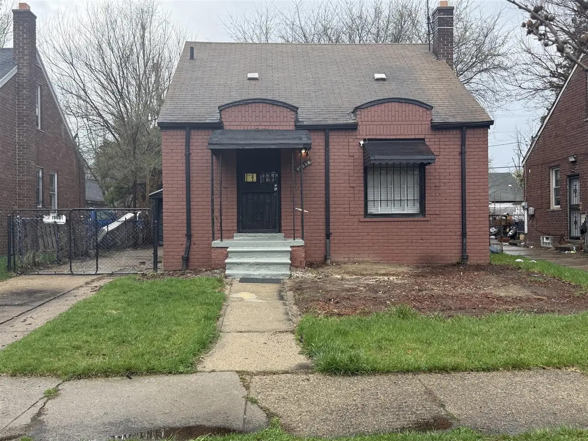 19601 Hamburg, Detroit, MI 48205 - #1