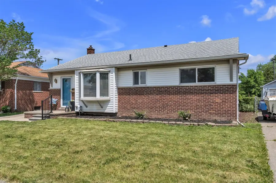 32826 Benson, Westland, MI 48185 - #2
