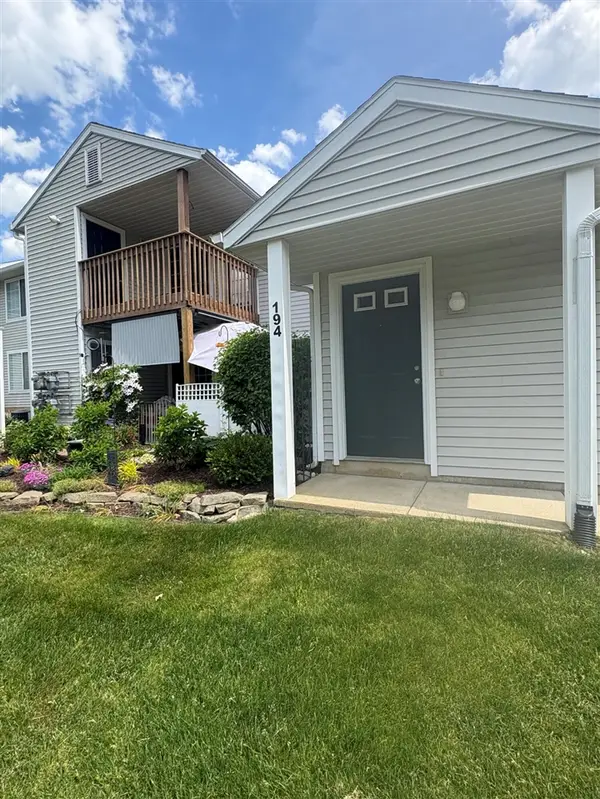 194 Hunters #37, Rockford, MI 49341