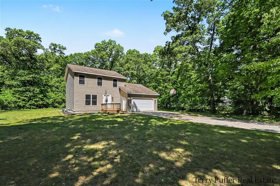 351 N Hilton Park, Muskegon, MI 49442 - #3