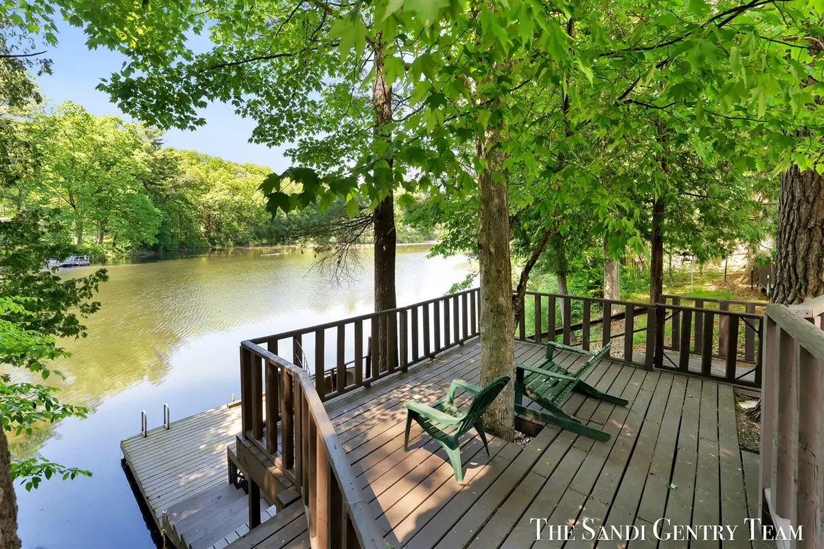 602 Fruitvale, Montague, MI 49437 - #1