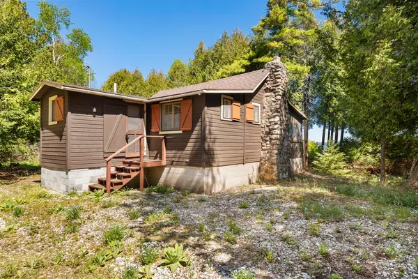 1264 Wenniway, Mackinaw City, MI 49701