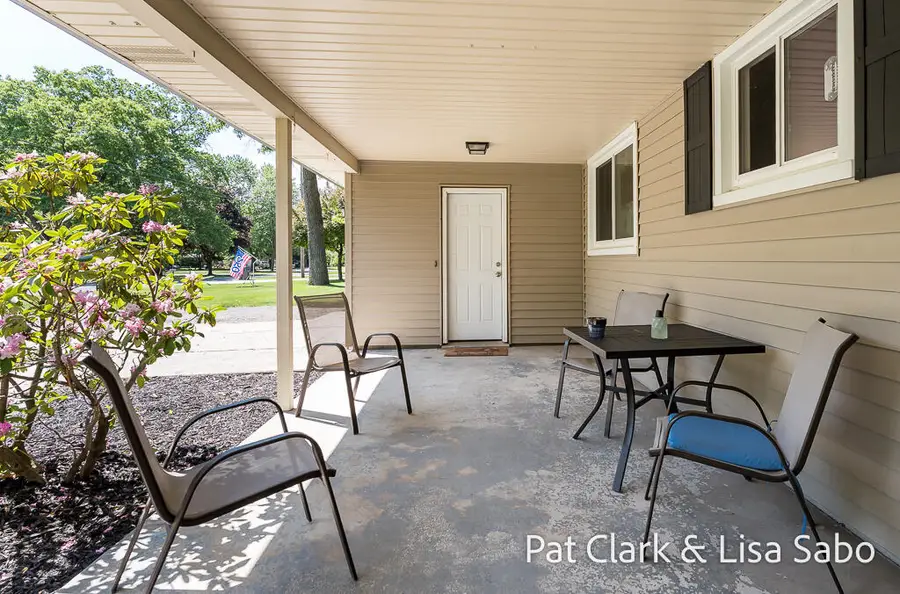 1297 Joslyn, Muskegon, MI 49445 - #3