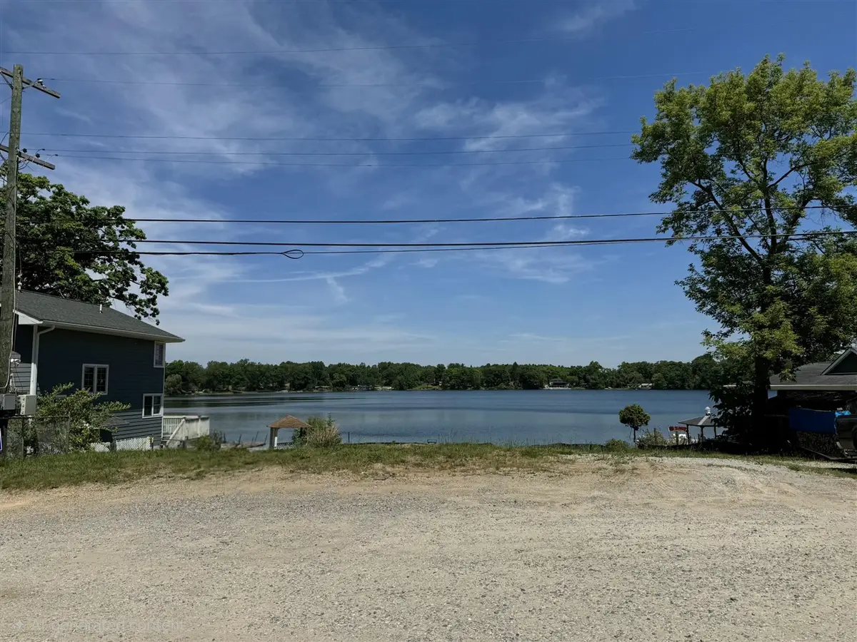 6456 Edgewood, Brighton, MI 48116 - #1