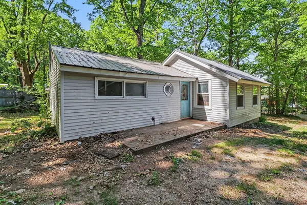 114 S 180th, Hesperia, MI 49421