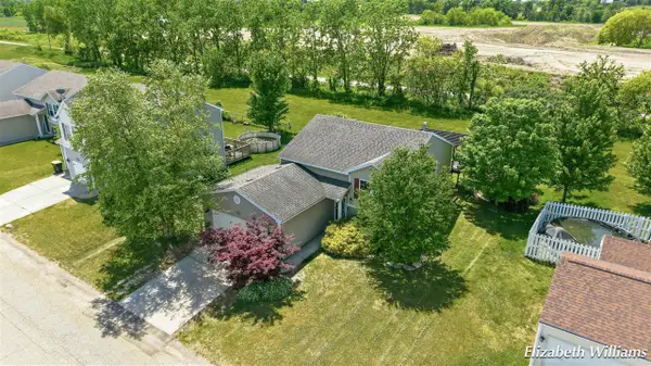 6457 Kodiak, Alto, MI 49302