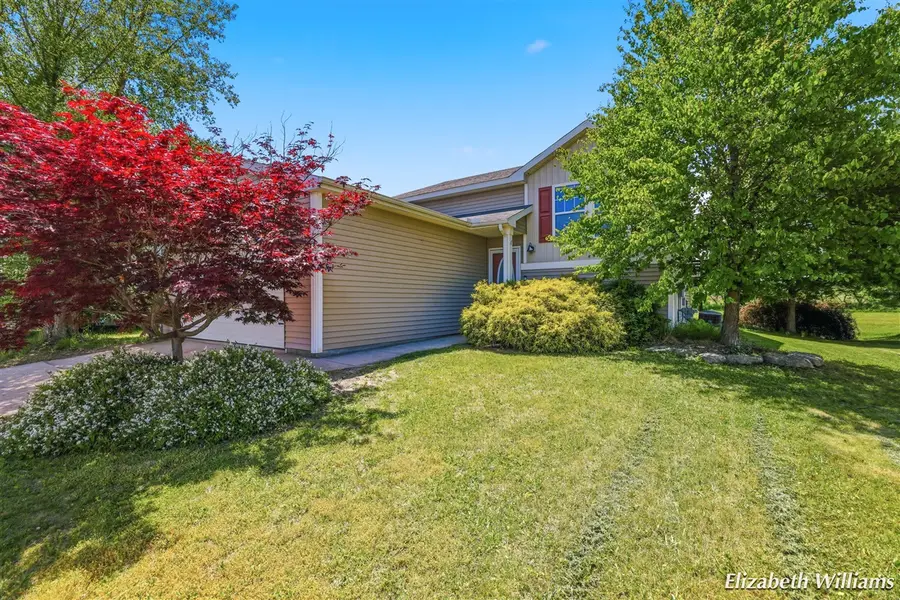 6457 Kodiak, Alto, MI 49302 - #2