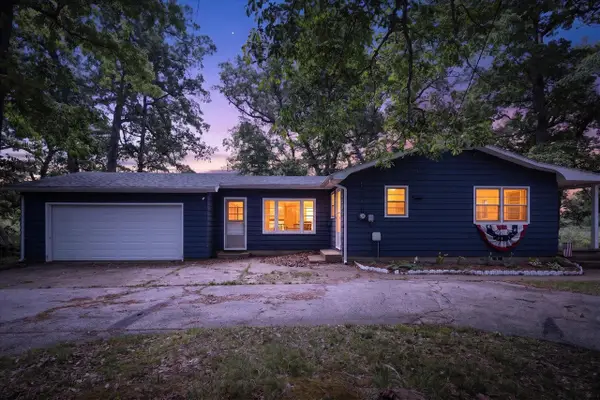 5770 W Us Highway 12, Buchanan, MI 49107