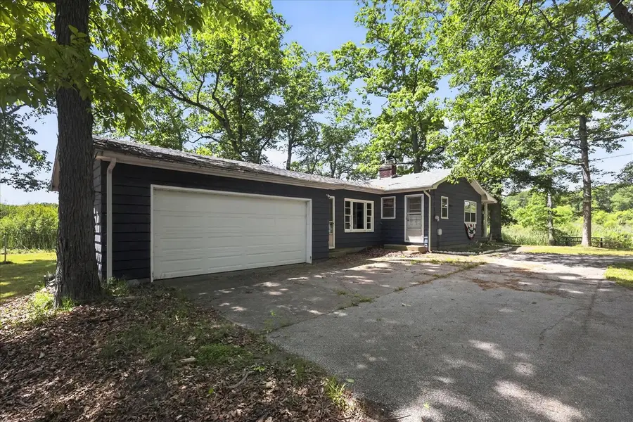 5770 W Us Highway 12, Buchanan, MI 49107 - #2