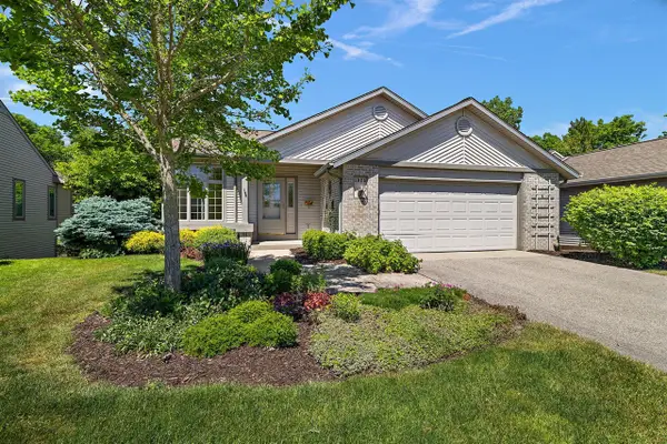 1925 Hidden Oak, Grand Rapids, MI 49546