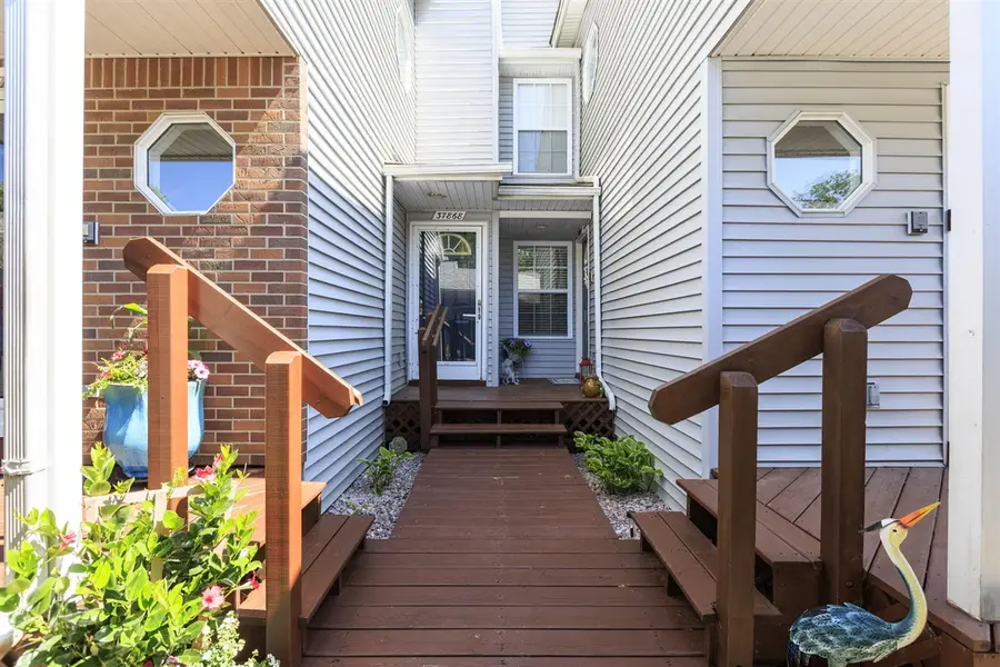 37868 Jefferson, Harrison Township, MI 48045 - #2