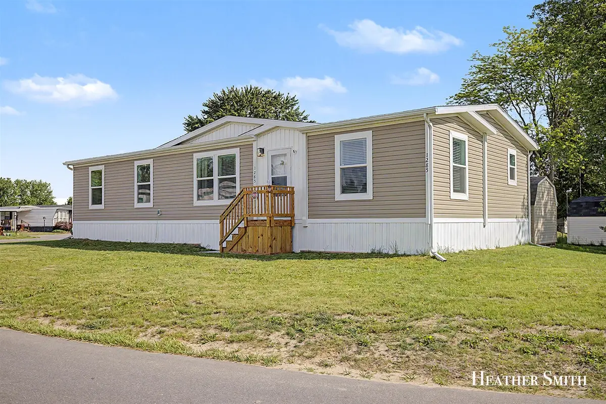 1285 Ashbrook, Belmont, MI 49306 - #1