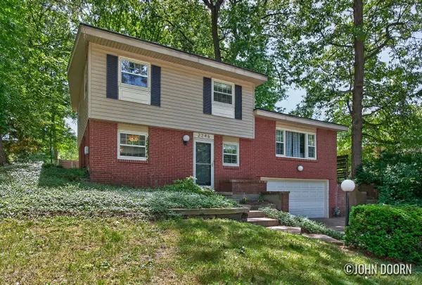 2246 Holliday, Wyoming, MI 49519