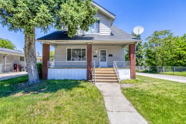 7359 Engleman, Center Line, MI 48015