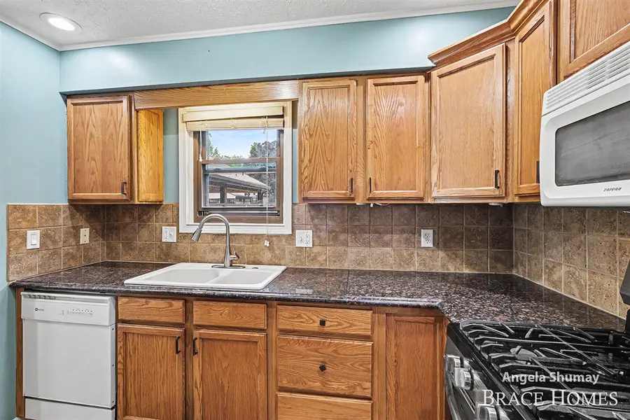 2631 Chatham Woods, Cascade, MI 49546 - #3
