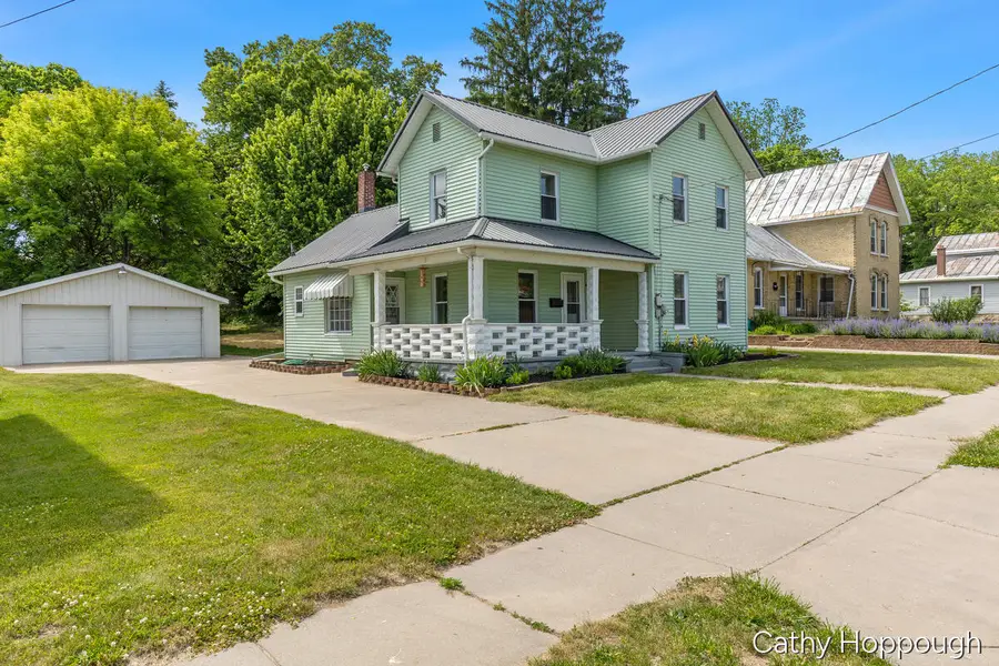 641 N Jackson, Ionia, MI 48846 - #3