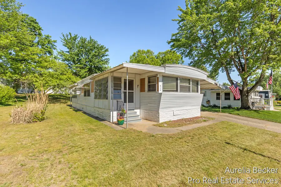5720 Manistee, Belmont, MI 49306 - #2