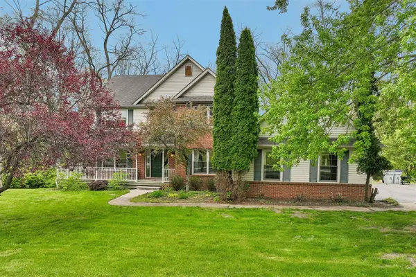 6338 Dalton, Brighton, MI 48116