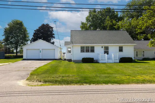 785 Washington, Lake Odessa, MI 48849