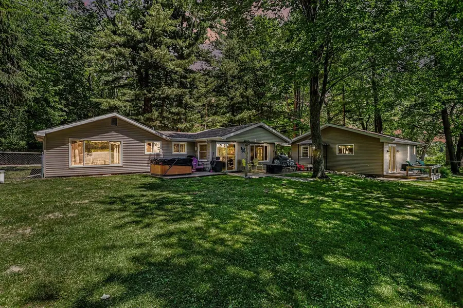 301 Cotton Lake, Battle Creek, MI 49014 - #2