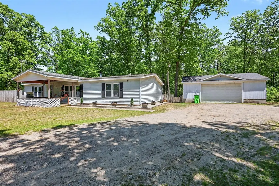 688 S Silver, Everett, MI 49349 - #3