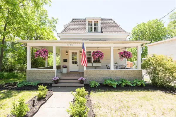 611 W Silver Lake, Fenton, MI 48430