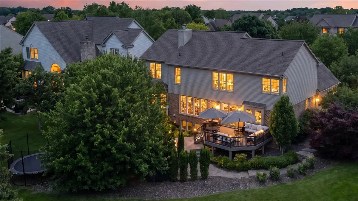 1749 Mountain Ash, West Bloomfield, MI 48324 - #1