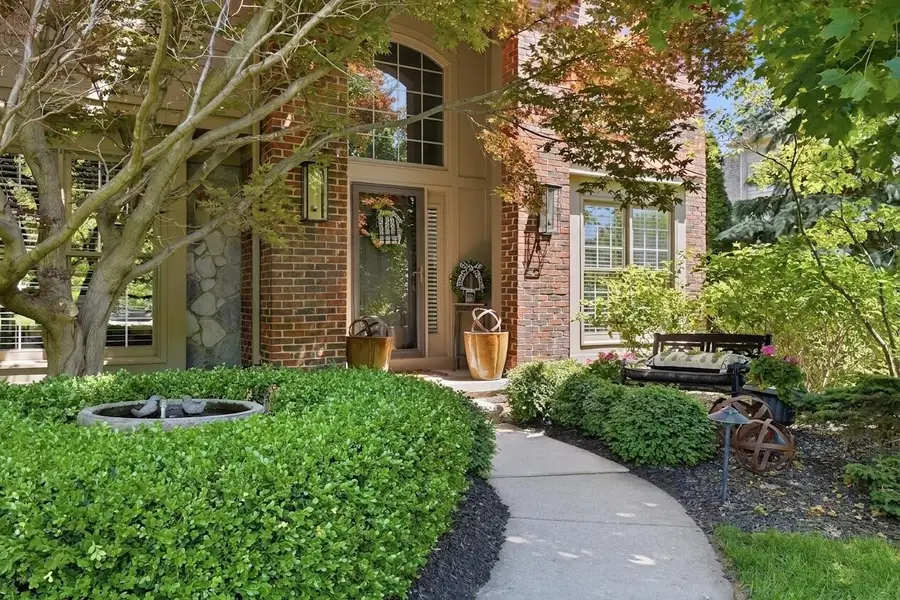 1749 Mountain Ash, West Bloomfield, MI 48324 - #3
