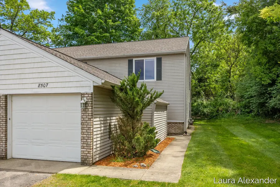 8507 Courtland #4, Rockford, MI 49341 - #2