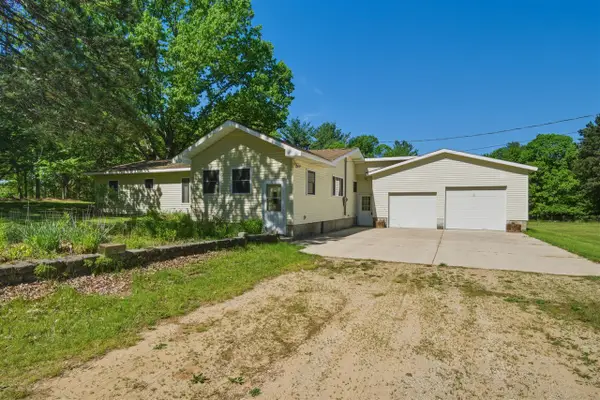 1925 175th, Morley, MI 49336