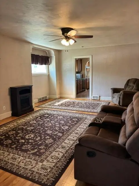 1600 Maguire, Jackson, MI 49202 - #2